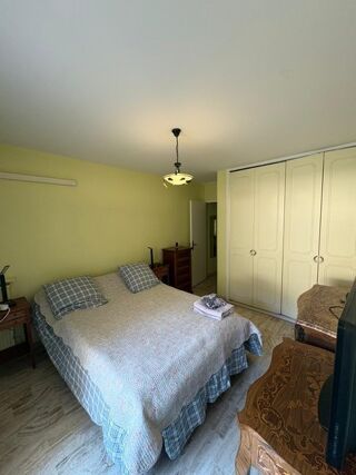  Appartement à louer 4 pièces 110 m²