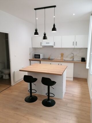 Appartement à louer 1 pièce 23 m²