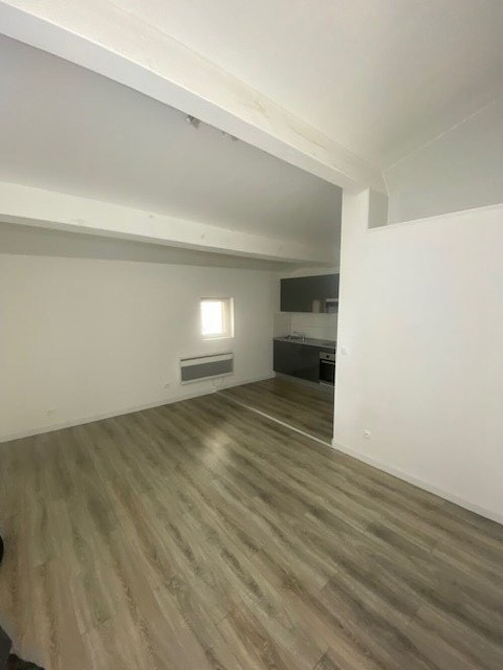 location Appartement - 1 pice(s) - 26 m Aubagne (13400)