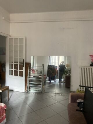  Appartement à louer 5 pièces 105 m²