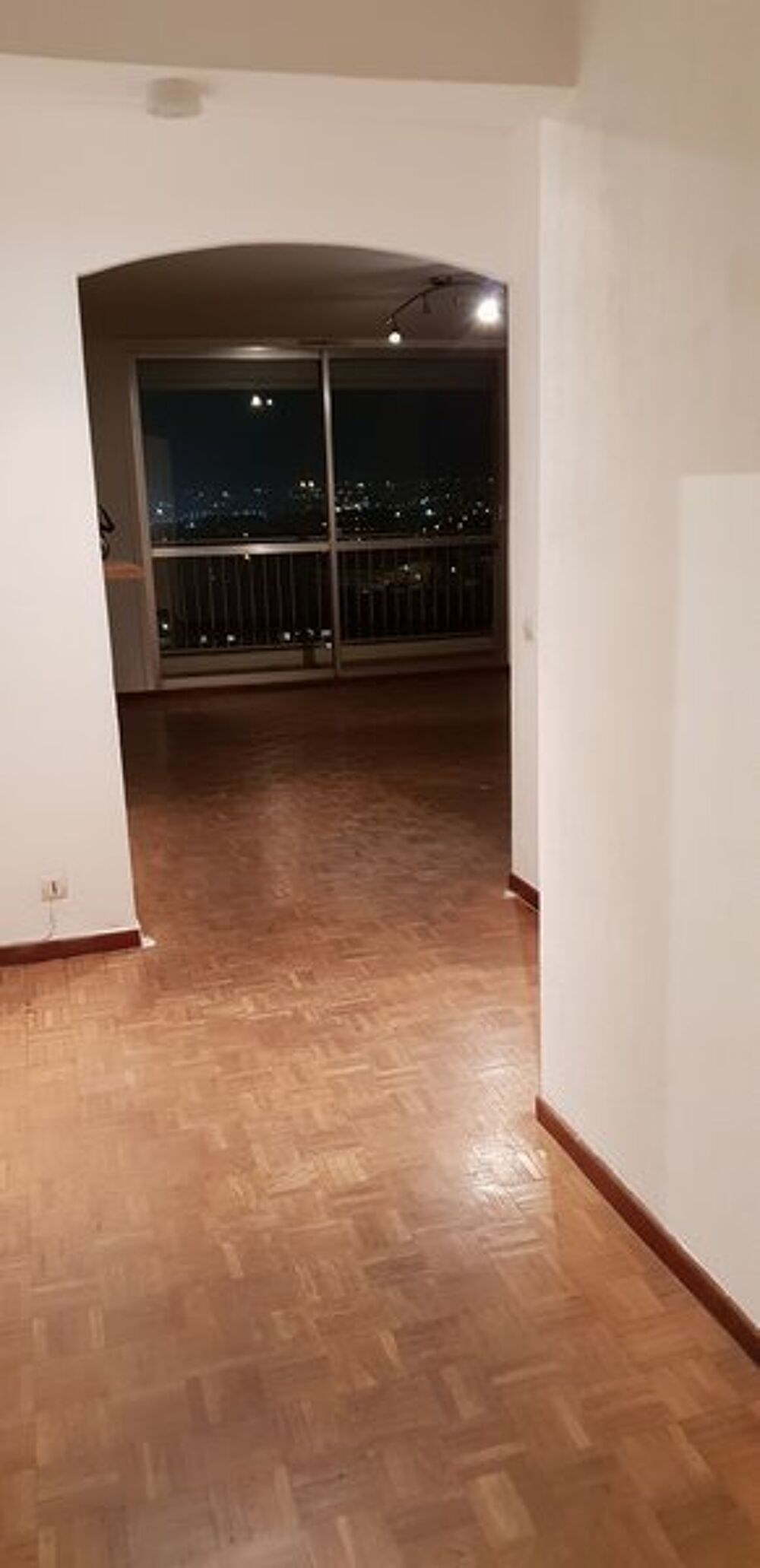 MARSEILLE 9?  CABOT | Spacieux T2/3 de 77 m² avec terra....