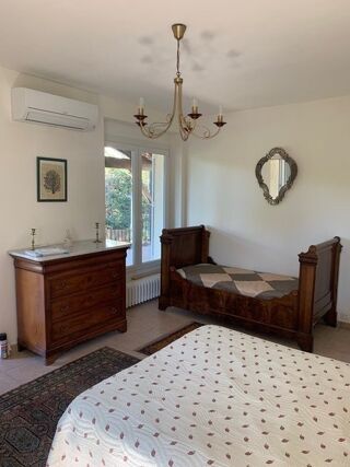  Maison à louer 6 pièces 136 m²