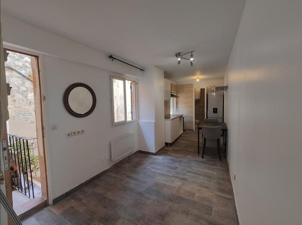 T2 LA BELLE DE MAI Situé au 1er et dernier étage,....