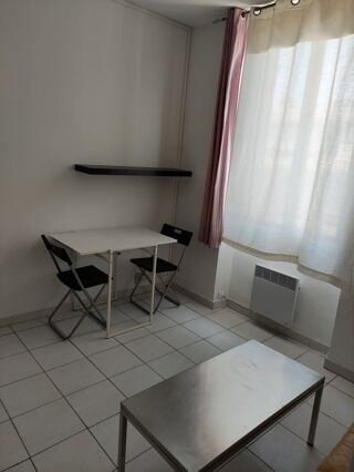  Appartement à louer 1 pièce 20 m²