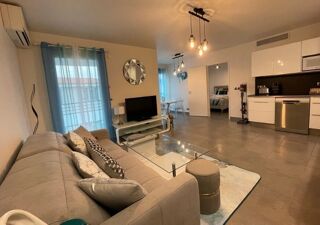 location Appartement - 2 pièce(s) - 53 m² Marseille 8