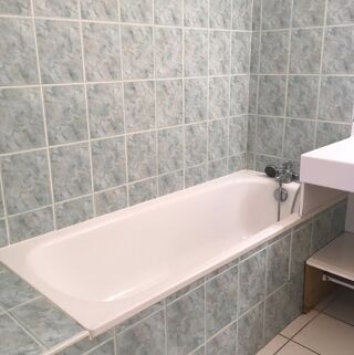  Appartement à louer 1 pièce 33 m²