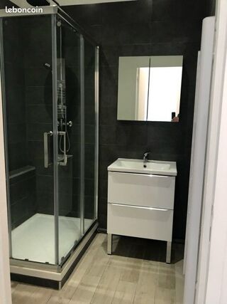 Appartement à louer 3 pièces 63 m²