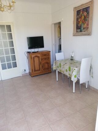  Appartement à louer 1 pièce 27 m²