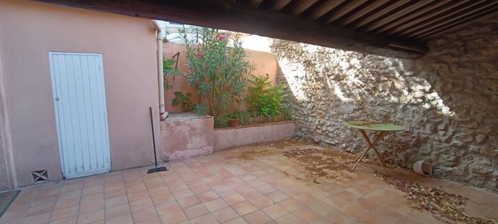 13120 GARDANNE T2 vide ou meublé Sejour ,Cuisine ouver....