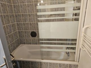  Appartement à louer 2 pièces 55 m²