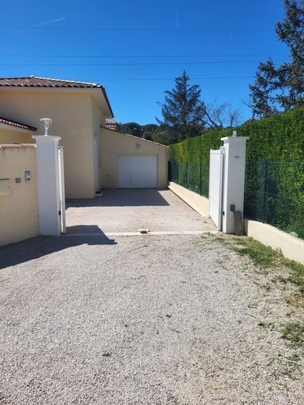 Aubagne Villa T4 Neuve - Plain-pied avec terrasse, jardi....