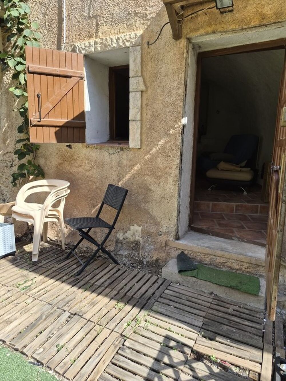 location Appartement - 1 pièce(s) - 30 m² Gardanne (13120)