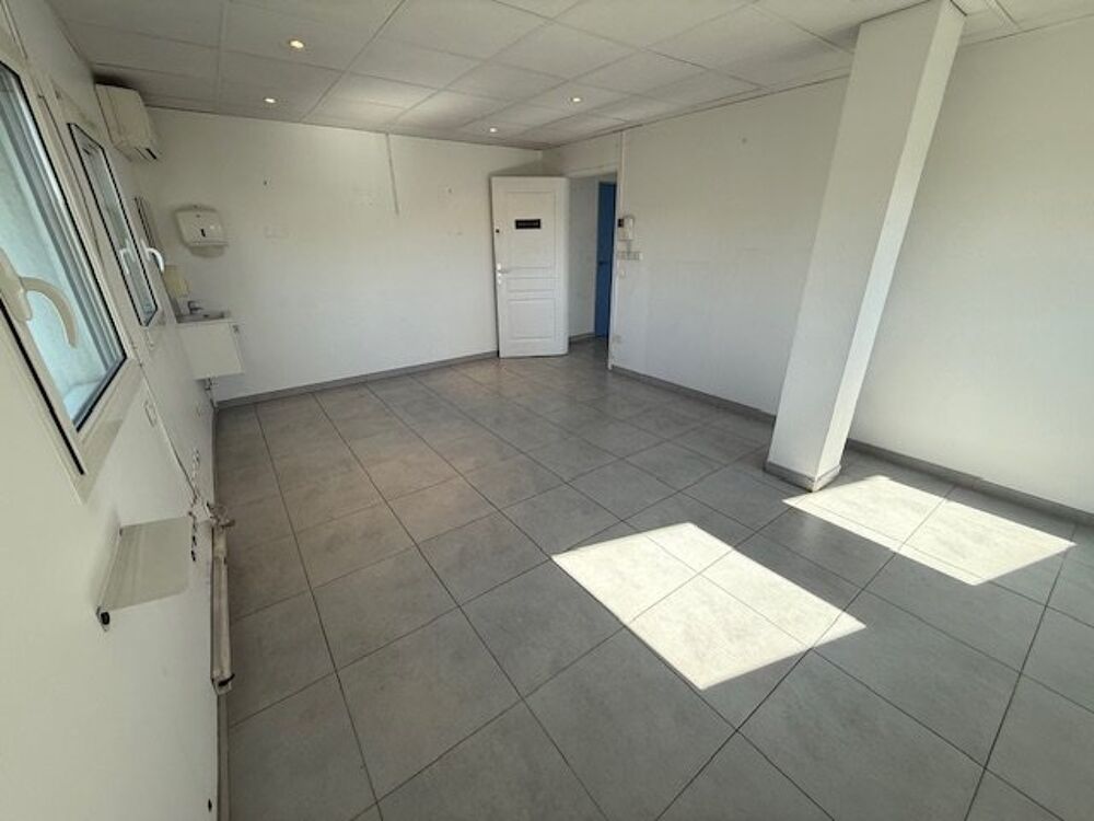   Location / Local Commercial - 43 m² 