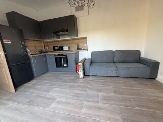  Appartement à louer 2 pièces 35 m² Ventabren