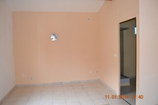  Appartement à louer 2 pièces 45 m²