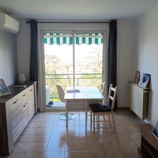  Appartement � louer 3 pi�ces 53 m� Marseille