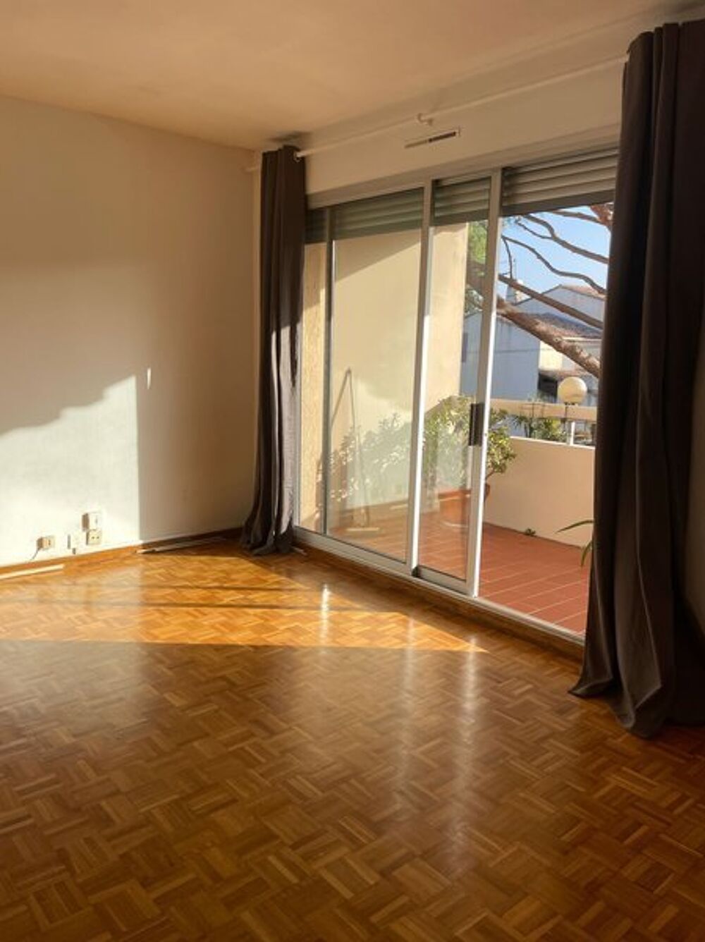 Appartement T2 - 1er étage - 13008 Marseille - Quartier ....
