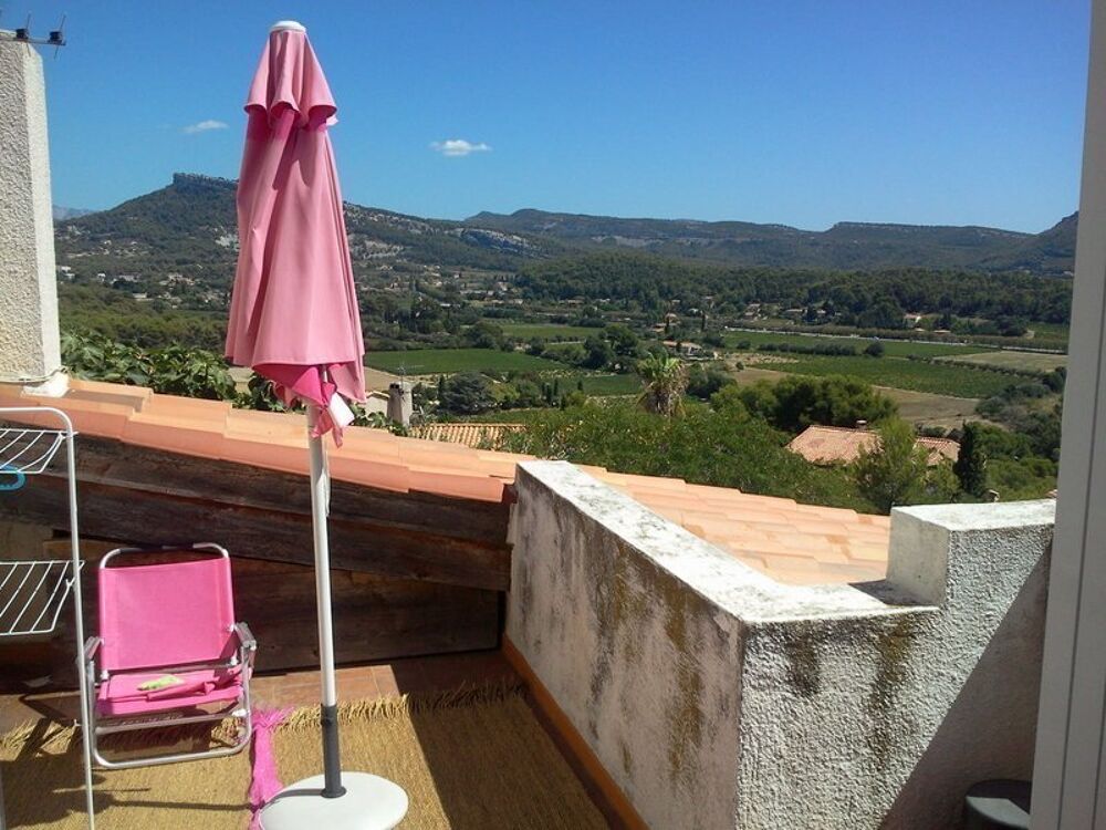 T3 dans Villa à louer - Quartier CASSIS Situé au ....