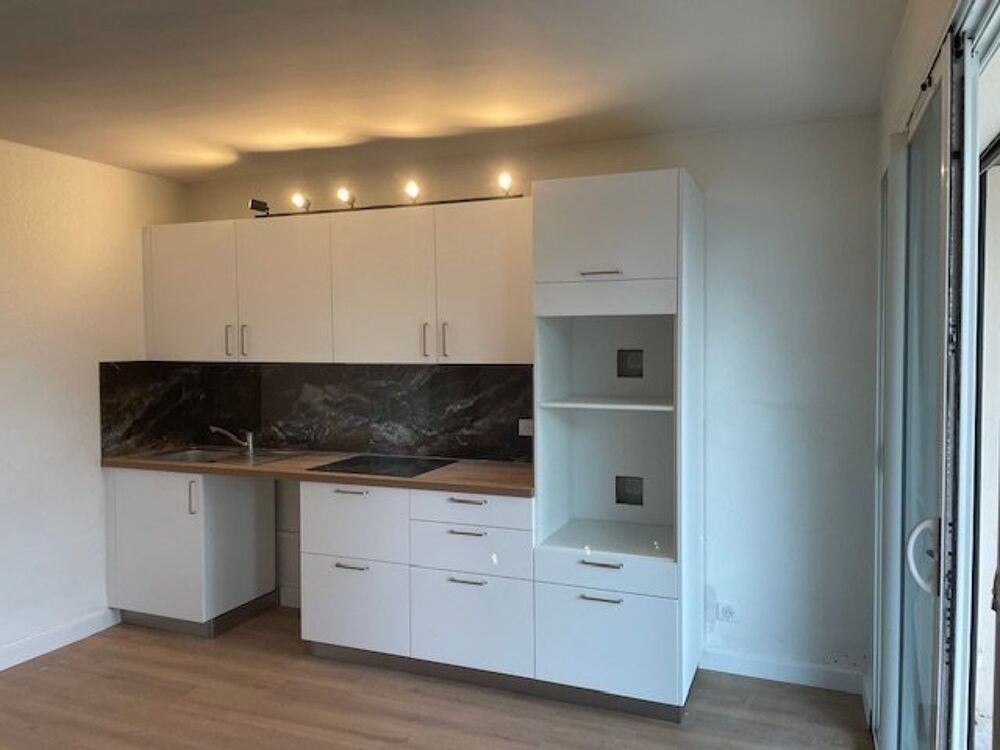 location Appartement - 2 pièce(s) - 51 m² Cassis (13260)