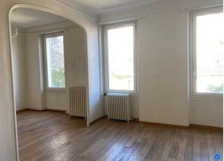 location Appartement - 3 pièce(s) - 110 m² Marseille 6