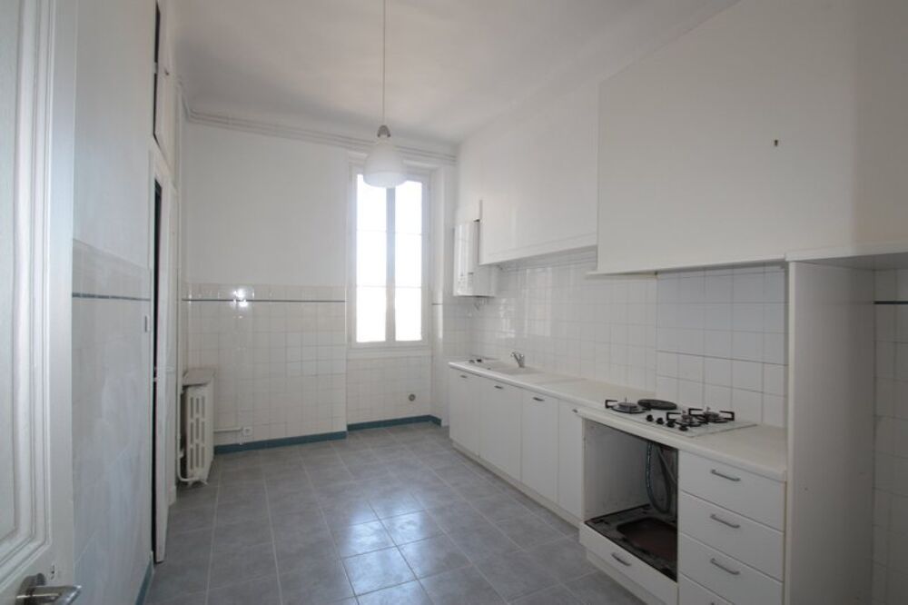 location Appartement - 4 pice(s) - 173 m Marseille 6