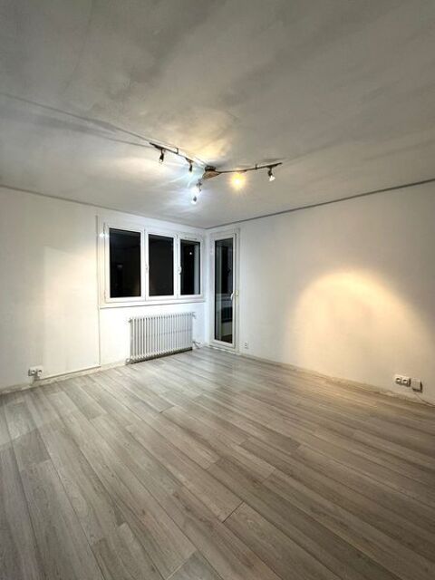  Appartement � louer 4 pi�ces 71 m�