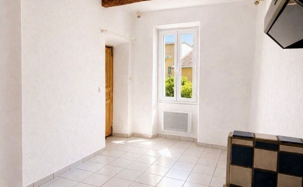 Appartement T2 Peynier - 2éme étage, exposé plein sud, s....