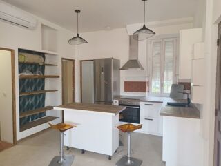  Appartement à louer 3 pièces 64 m²