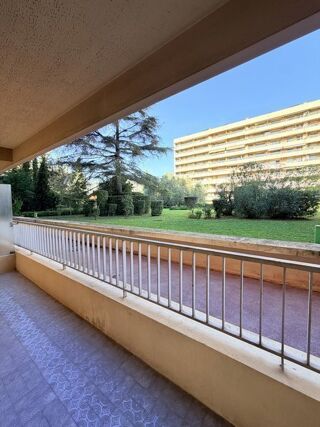  Appartement à louer 1 pièce 16 m²