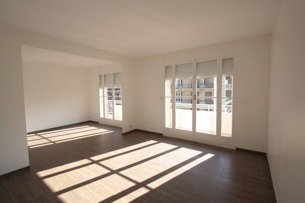 location Appartement - 3 pièce(s) - 83 m² Marseille 8