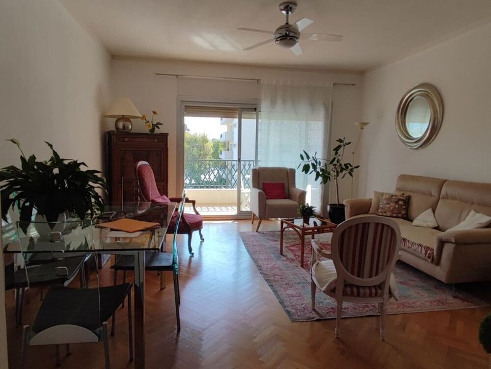 Appartement T3 Traversant - 3ème étage avec ascenseur et....