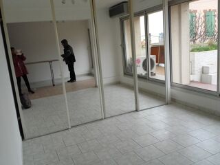 location Appartement - 2 pièce(s) - 27 m² Marseille 10