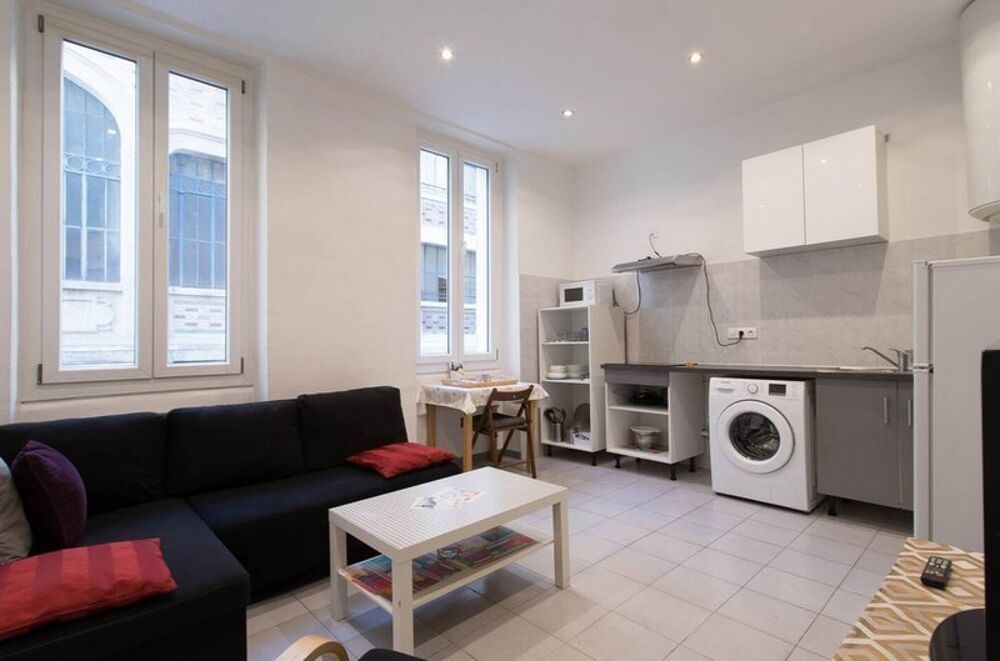 T1.2 AVEC MEZZANINE ET VUE SUR NOTRE DAME DE LA GARDE<br....