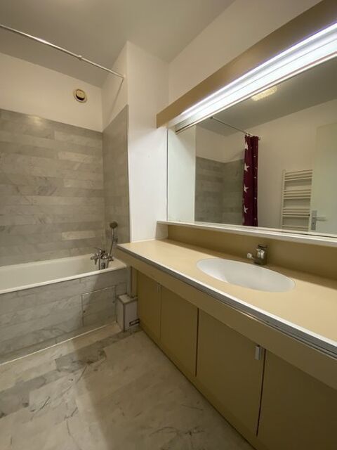  Appartement  louer 5 pices 132 m