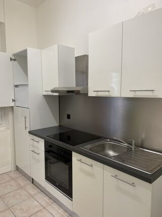  Appartement à louer 1 pièce 25 m²