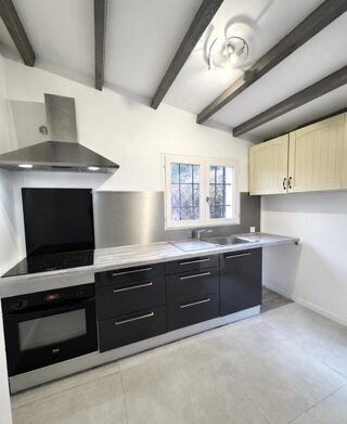  Maison à louer 3 pièces 102 m²