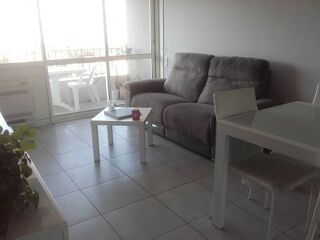  Appartement à louer 3 pièces 55 m² Marseille