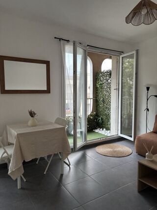  Appartement à louer 1 pièce 30 m²