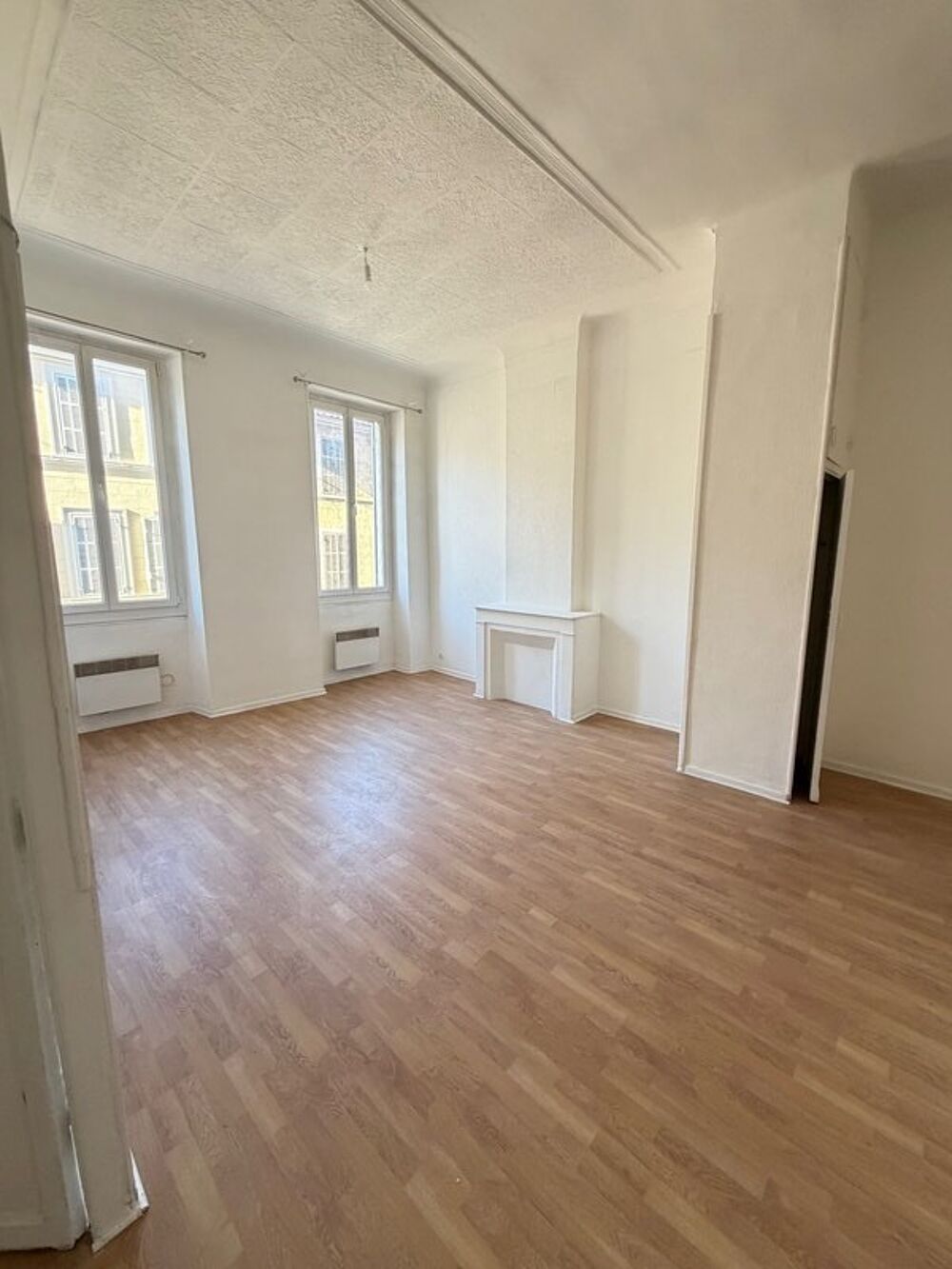 location Appartement - 2 pièce(s) - 38 m² Marseille 6