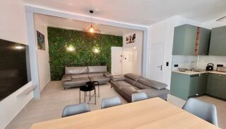 Appartement à louer 6 pièces 100 m²
