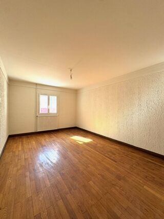  Appartement � louer 4 pi�ces 105 m�