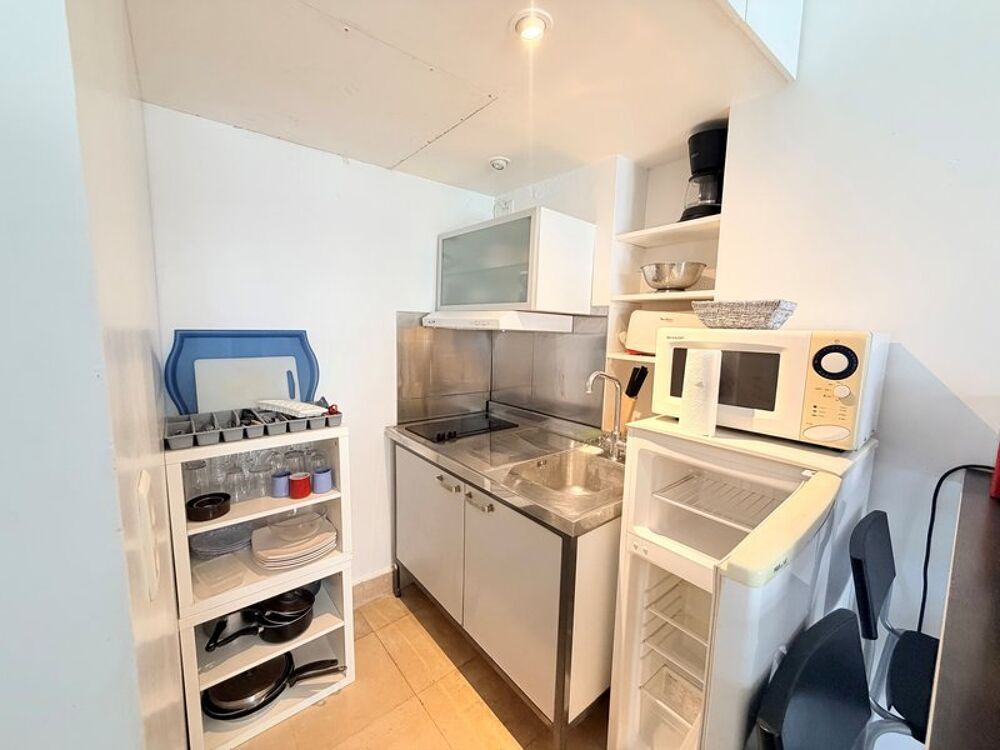location Appartement - 1 pièce(s) - 23 m² Marseille 1