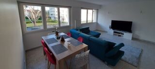  Appartement à louer 3 pièces 76 m²