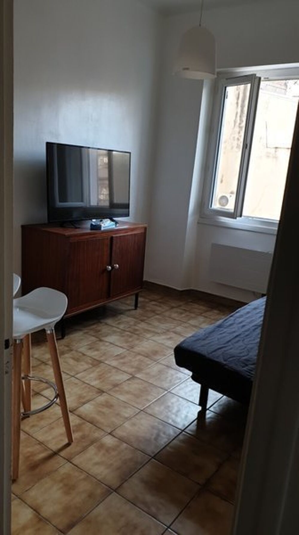 location Appartement - 2 pièce(s) - 30 m² Marseille 1