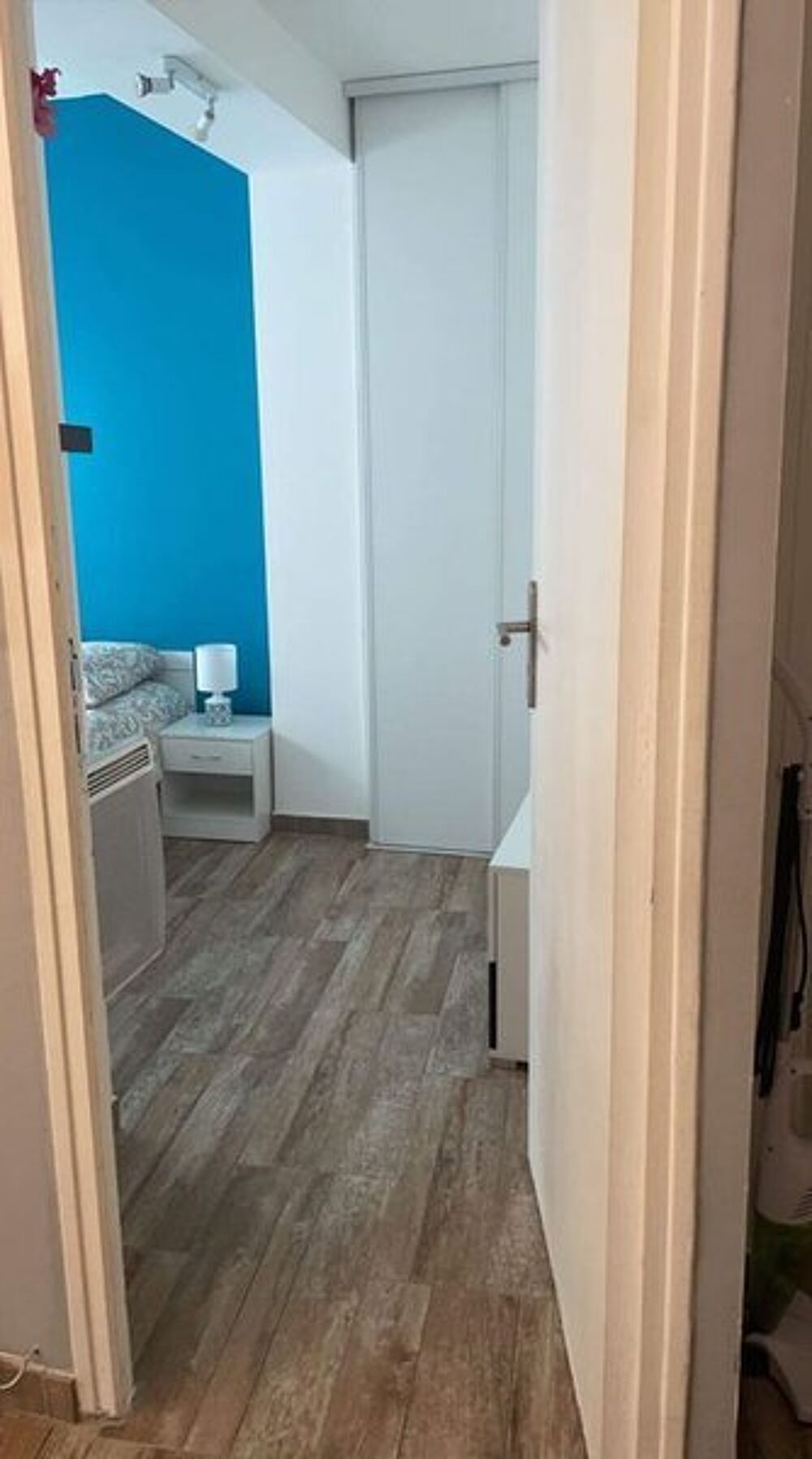 location Appartement - 2 pièce(s) - 27 m² Marseille 8