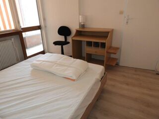  Appartement à louer 5 pièces 85 m²