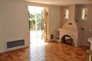  Appartement à louer 3 pièces 93 m²