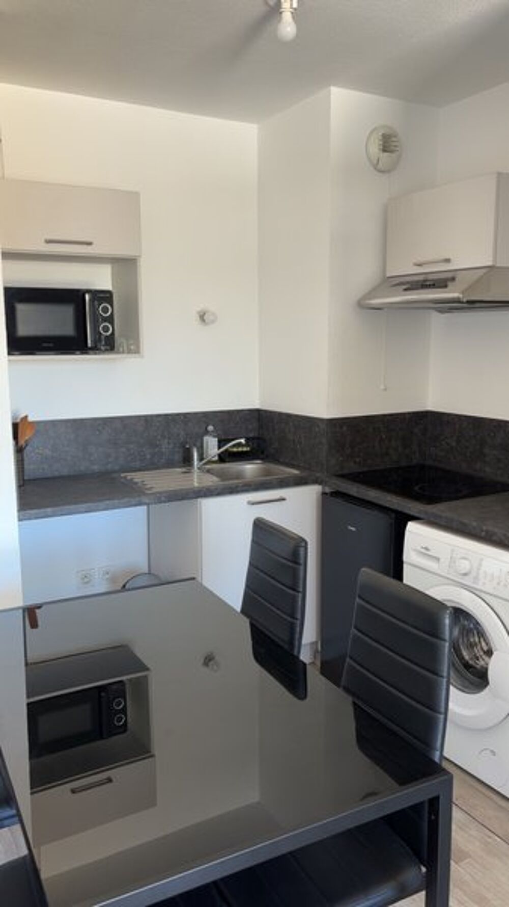 location Appartement - 2 pièce(s) - 35 m² Marseille 15