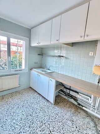  Appartement à louer 3 pièces 52 m²