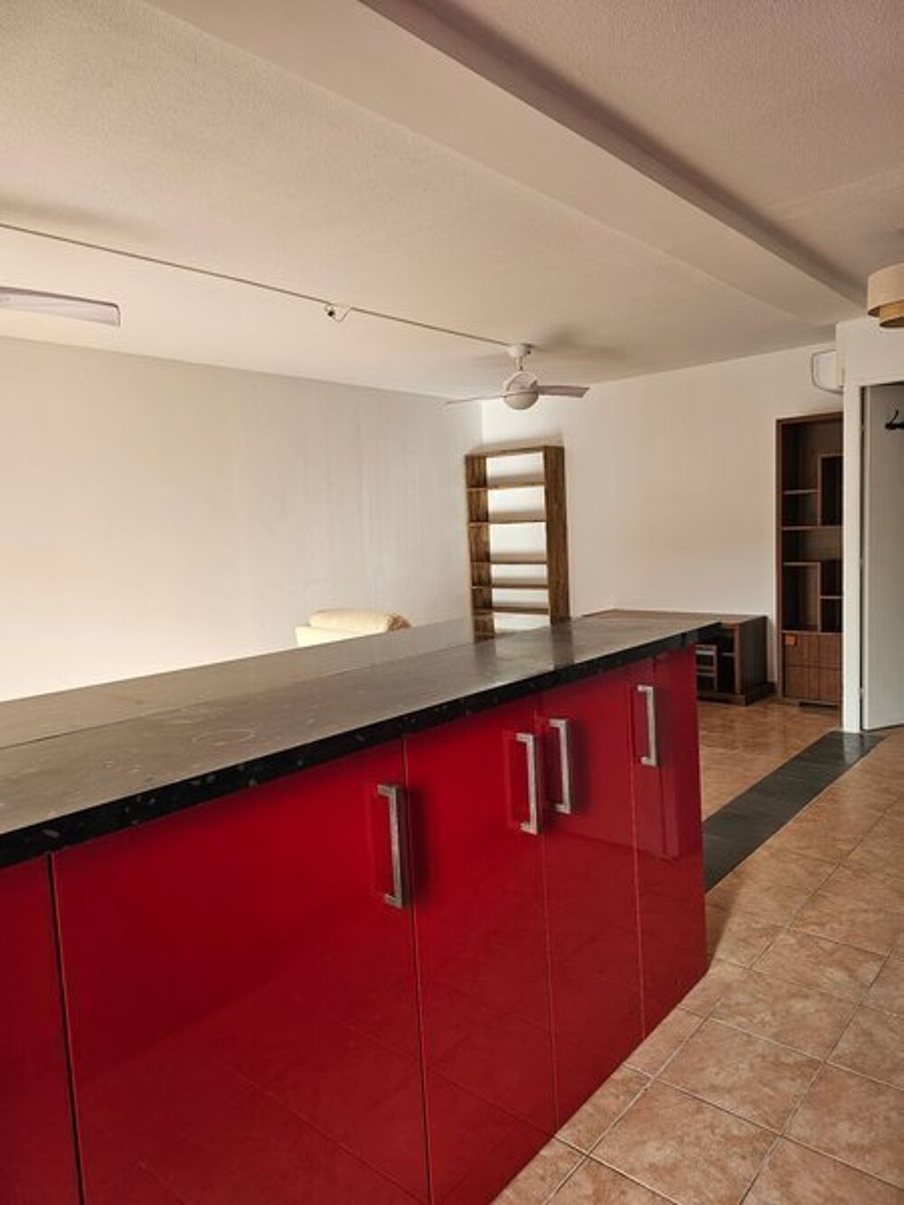 location Appartement - 3 pièce(s) - 67 m² Marseille 10